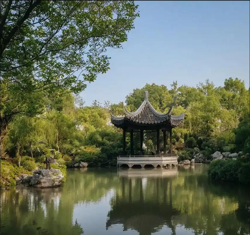 中山三角小夏餐饮有限公司